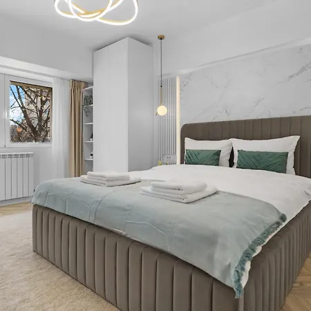 Hi-lux Parliament With Amazing View Daire Bükreş