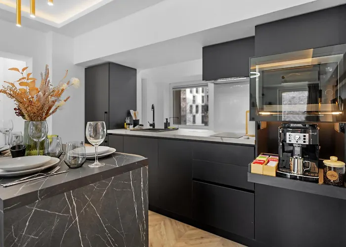 Hi-lux Parliament With Amazing View *