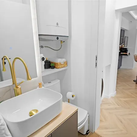 Apartment Hi-lux Parliament With Amazing View